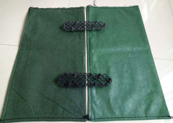 ���B(t��i)��